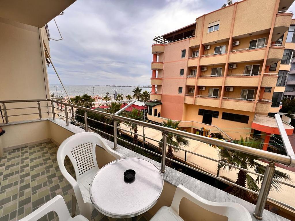 H&G Seaview Apartments Durrës Eksteriør bilde