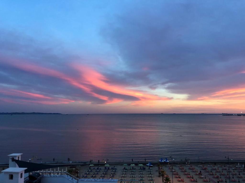 H&G Seaview Apartments Durrës Eksteriør bilde